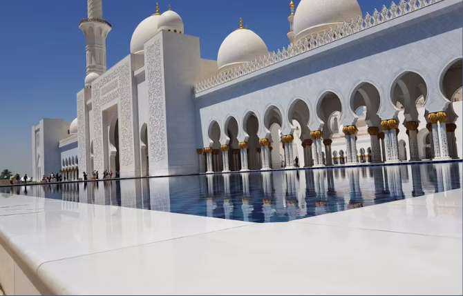 Abu Dhabi city tour with lunch from Dubai - Image 3